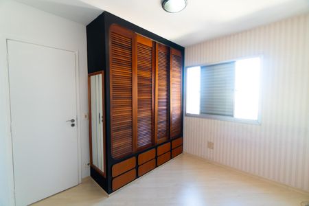 Apartamento para alugar com 65m², 2 quartos e sem vagaSuite