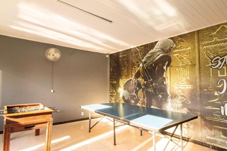 Apartamento à venda com 43m², 2 quartos e 1 vaga Apartamento à venda com 43m², 2 quartos e 1 vagaÁrea Comum - Sala de Jogos