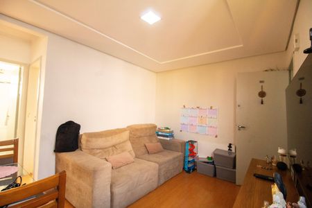 Sala de Estar  de apartamento à venda com 2 quartos, 43m² em Camargos, Belo Horizonte