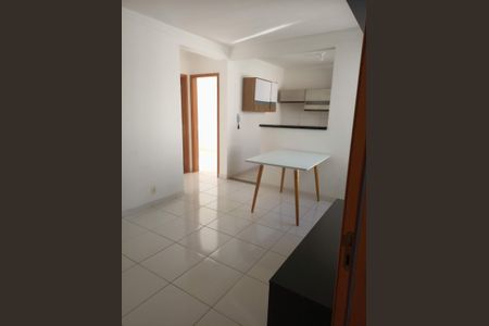 Sala de apartamento para alugar com 2 quartos, 50m² em Areias, São José
