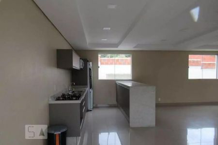 Cozinha de apartamento para alugar com 2 quartos, 50m² em Areias, São José