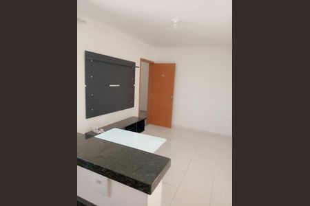 Sala de apartamento para alugar com 2 quartos, 50m² em Areias, São José