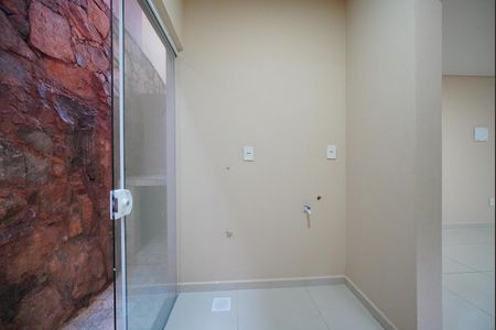 Área de Serviço de casa para alugar com 2 quartos, 90m² em Campeche Central, Florianópolis