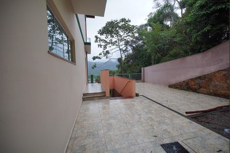Casa para alugar com 90m², 2 quartos e 1 vagaÁrea externa