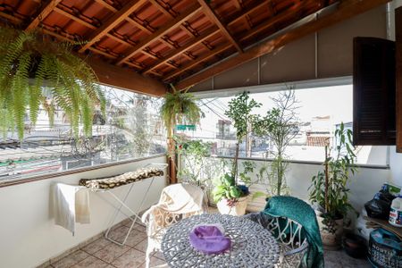 Casa para alugar com 134m², 3 quartos e 1 vagaÁrea de Serviço e VAranda