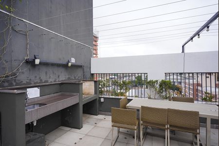 Studio à venda com 44m², 1 quarto e 1 vaga Studio à venda com 44m², 1 quarto e 1 vagaÁrea comum - Churrasqueira