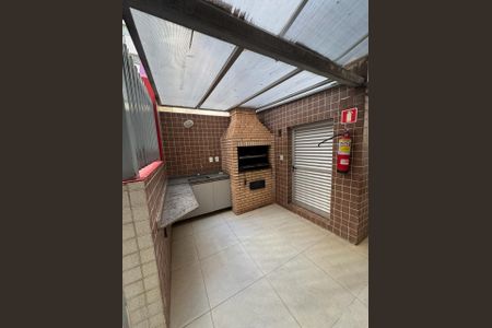 Apartamento à venda com 100m², 4 quartos e 1 vaga Apartamento à venda com 100m², 4 quartos e 1 vagaChurasqueira do apartamento