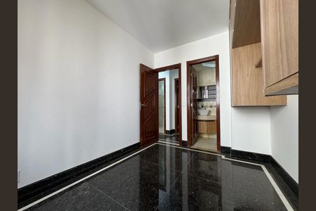 Apartamento à venda com 100m², 4 quartos e 1 vaga Apartamento à venda com 100m², 4 quartos e 1 vagaQuarto 4