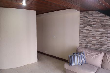 Apartamento para alugar com 130m², 3 quartos e 1 vagasala