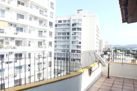Apartamento para alugar com 130m², 3 quartos e 1 vagaVaranda