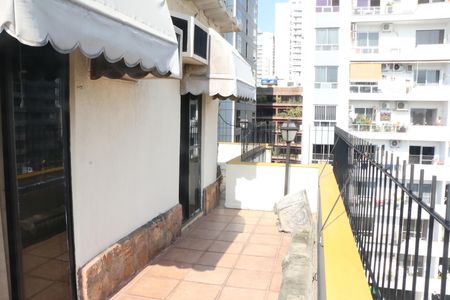 Apartamento para alugar com 130m², 3 quartos e 1 vagaVaranda