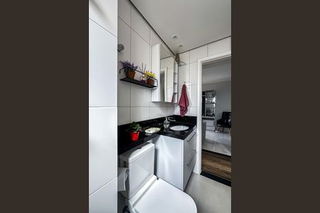 Apartamento à venda com 60m², 2 quartos e 2 vagas Apartamento à venda com 60m², 2 quartos e 2 vagasBanheiro
