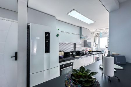 Apartamento à venda com 60m², 2 quartos e 2 vagas Apartamento à venda com 60m², 2 quartos e 2 vagasCozinha