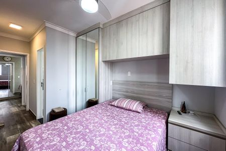 Apartamento à venda com 60m², 2 quartos e 2 vagas Apartamento à venda com 60m², 2 quartos e 2 vagasSuíte