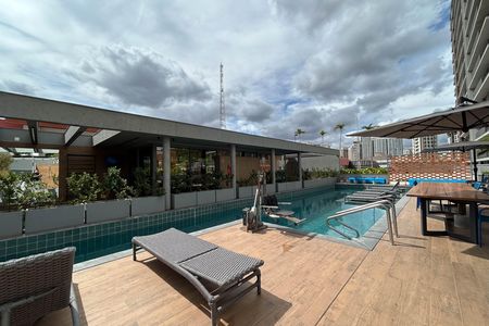 Apartamento à venda com 40m², 1 quarto e sem vaga Apartamento à venda com 40m², 1 quarto e sem vagaÁrea comum - Piscina