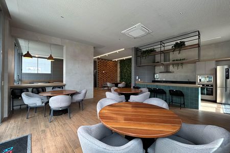 Apartamento à venda com 40m², 1 quarto e sem vaga Apartamento à venda com 40m², 1 quarto e sem vagaÁrea comum - Salão de festas