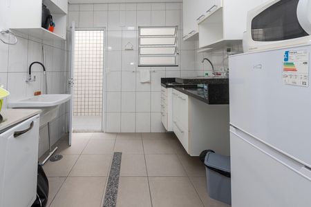 Cozinha de casa para alugar com 2 quartos, 170m² em Chácara Santo Antônio (zona Sul), São Paulo