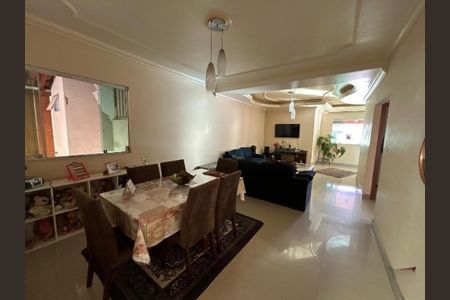 Sala de Jantar de casa para alugar com 2 quartos, 80m² em Vila Sao Tomas, Belo Horizonte