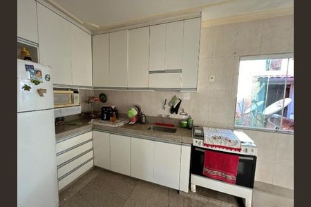 Cozinha de casa para alugar com 2 quartos, 80m² em Vila Sao Tomas, Belo Horizonte