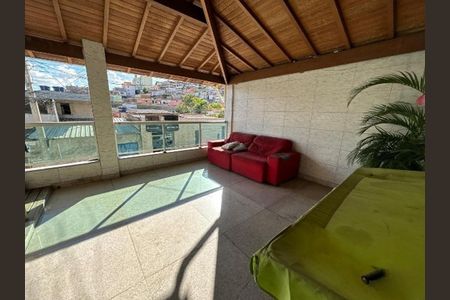 Varanda de casa à venda com 2 quartos, 80m² em Vila Sao Tomas, Belo Horizonte
