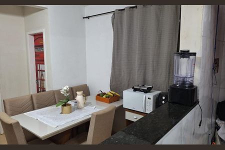 Apartamento à venda com 53m², 2 quartos e 1 vaga Apartamento à venda com 53m², 2 quartos e 1 vagaSala