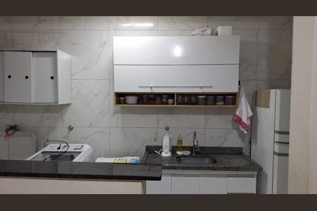 Apartamento à venda com 53m², 2 quartos e 1 vaga Apartamento à venda com 53m², 2 quartos e 1 vagaCozinha