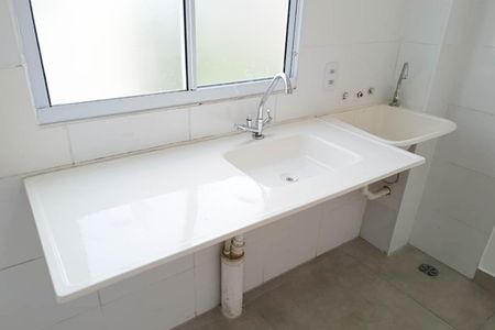 Apartamento para alugar com 42m², 2 quartos e 1 vaga Apartamento para alugar com 42m², 2 quartos e 1 vagaCozinha e Área de Serviço