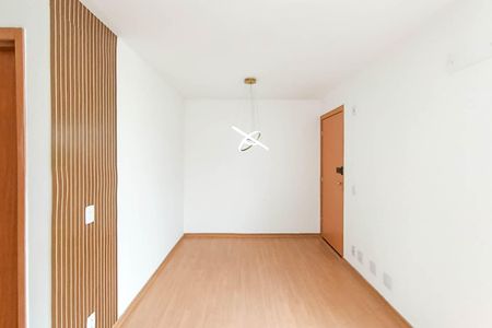 Sala de apartamento para alugar com 2 quartos, 42m² em Campo Grande, Rio de Janeiro