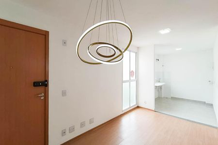 Sala de apartamento para alugar com 2 quartos, 42m² em Campo Grande, Rio de Janeiro