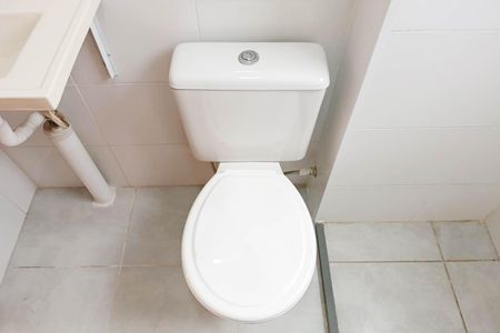 Apartamento para alugar com 42m², 2 quartos e 1 vaga Apartamento para alugar com 42m², 2 quartos e 1 vagaBanheiro social