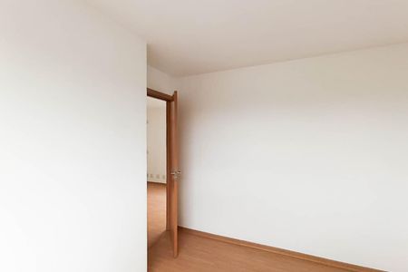 Quarto 1 de apartamento para alugar com 2 quartos, 42m² em Campo Grande, Rio de Janeiro