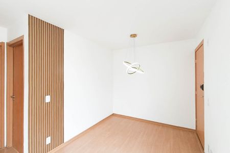 Sala de apartamento para alugar com 2 quartos, 42m² em Campo Grande, Rio de Janeiro