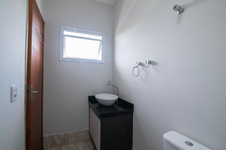 Casa para alugar com 70m², 2 quartos e 1 vaga Casa para alugar com 70m², 2 quartos e 1 vagaBanheiro do Quarto 2 Suíte