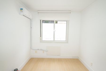 Apartamento para alugar com 107m², 3 quartos e sem vaga Apartamento para alugar com 107m², 3 quartos e sem vagaQuarto 1
