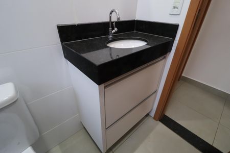 Apartamento para alugar com 80m², 2 quartos e 1 vagaBanheiro Social