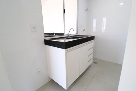 Apartamento para alugar com 67m², 2 quartos e 1 vagaCozinha