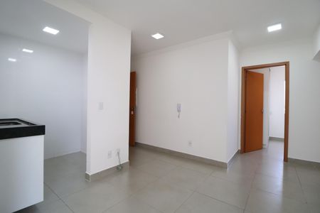 Apartamento para alugar com 67m², 2 quartos e 1 vagaSala