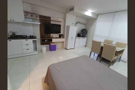 Sala / Quarto de kitnet/studio para alugar com 1 quarto, 38m² em Macedo, Guarulhos
