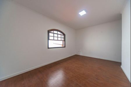 Casa para alugar com 198m², 4 quartos e 2 vagasQuarto 1