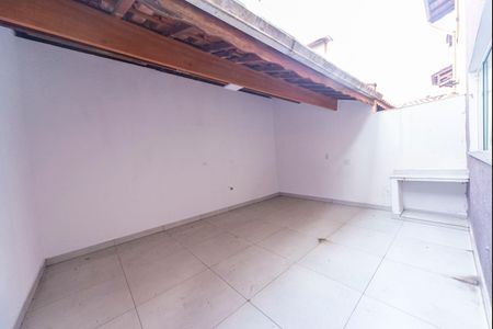 Casa para alugar com 198m², 4 quartos e 2 vagasQuintal Fundos