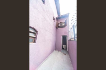 Casa para alugar com 198m², 4 quartos e 2 vagasQuintal Lateral