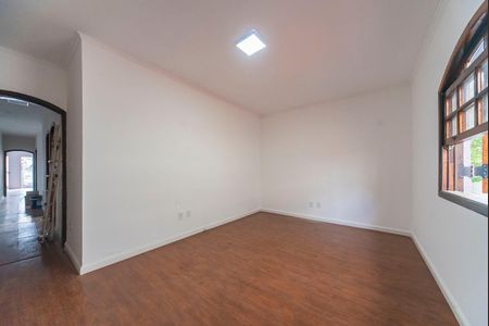 Casa para alugar com 198m², 4 quartos e 2 vagasQuarto 1