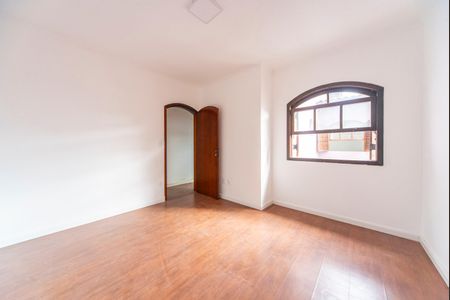 Casa para alugar com 198m², 4 quartos e 2 vagasQuarto 2