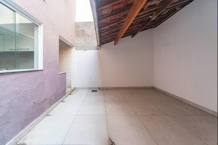 Casa para alugar com 198m², 4 quartos e 2 vagasQuintal Fundos