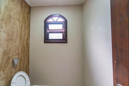 Casa para alugar com 198m², 4 quartos e 2 vagasLavabo