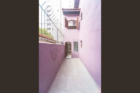 Casa para alugar com 198m², 4 quartos e 2 vagasQuintal Lateral