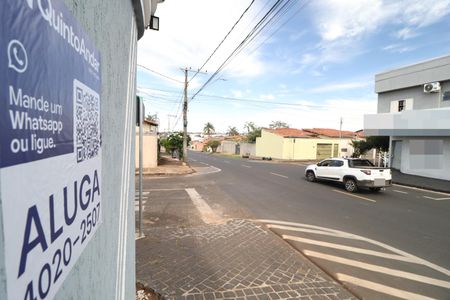 Casa para alugar com 250m², 3 quartos e 5 vagasPlaquinha