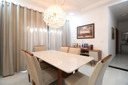 Casa para alugar com 250m², 3 quartos e 5 vagasSala de Jantar