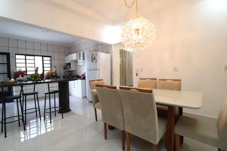 Casa para alugar com 250m², 3 quartos e 5 vagasSala de Jantar