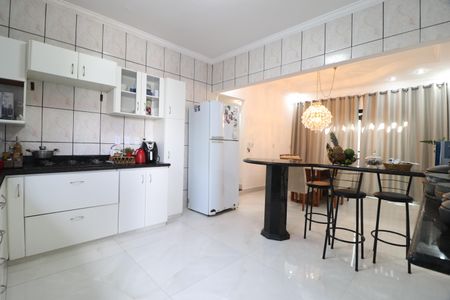 Casa para alugar com 250m², 3 quartos e 5 vagasCozinha